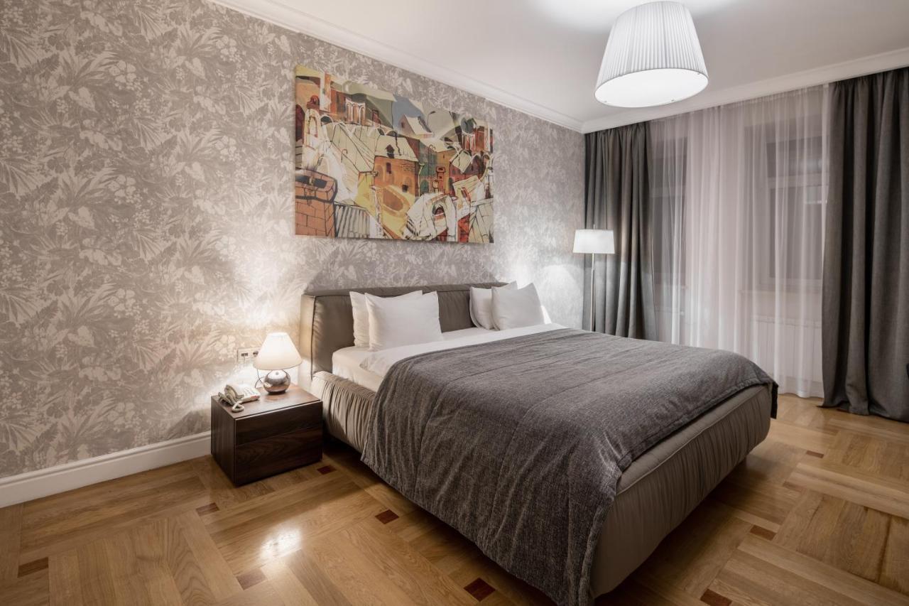 Cityhotel Apartments Kyiv Exterior photo
